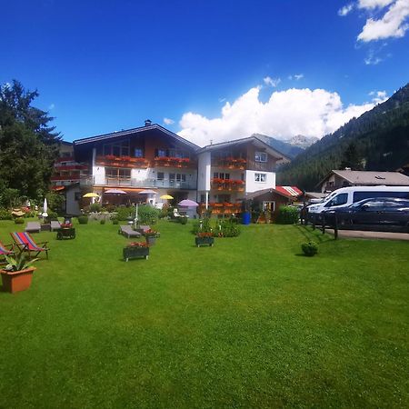 Hotel Gästehaus Thaler Mittelberg Exterior foto