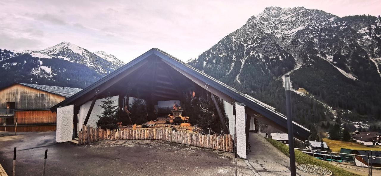 Hotel Gästehaus Thaler Mittelberg Exterior foto