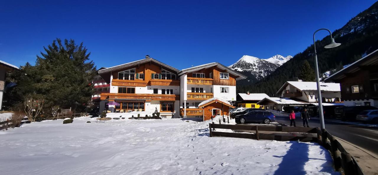 Hotel Gästehaus Thaler Mittelberg Exterior foto