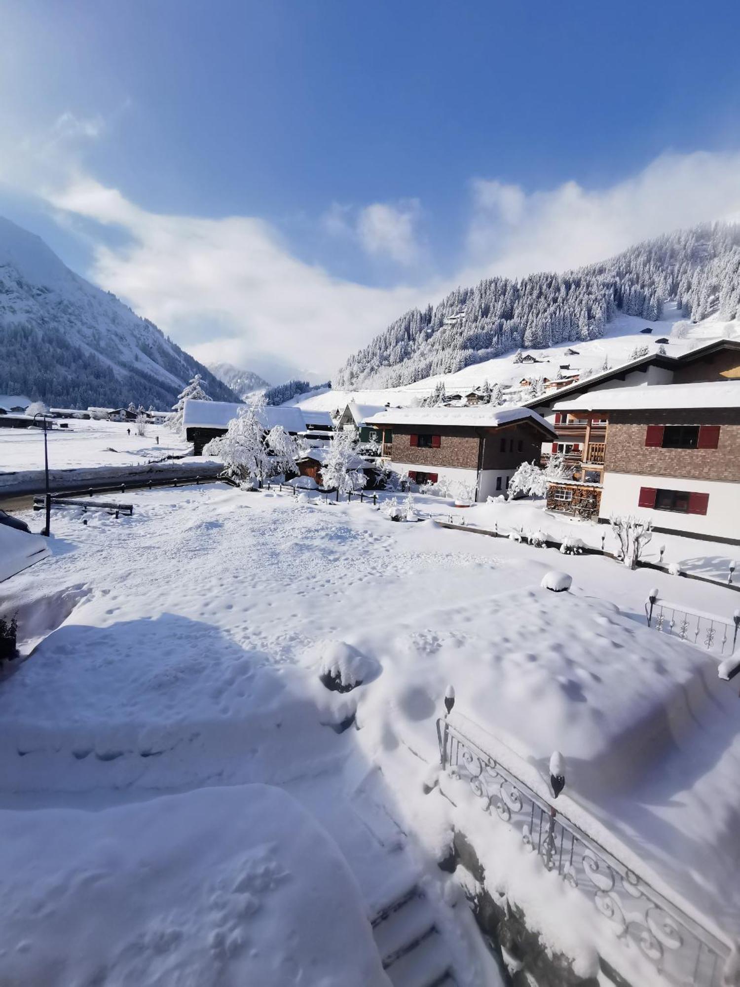 Hotel Gästehaus Thaler Mittelberg Exterior foto