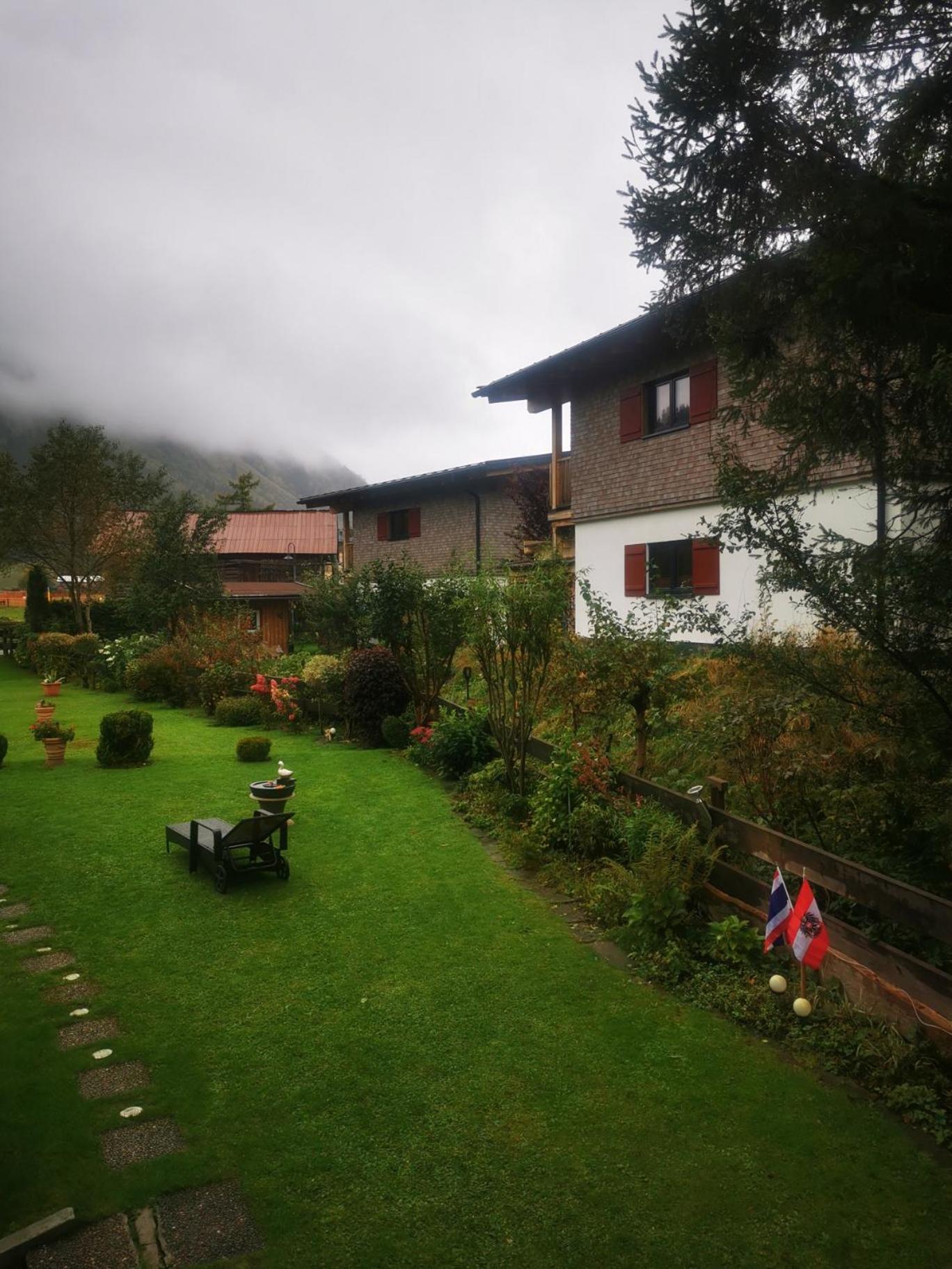 Hotel Gästehaus Thaler Mittelberg Exterior foto